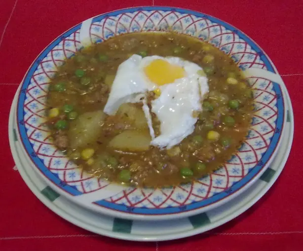 Foto von Chilenischer Charquicán Eintopf – fertig angerichtet