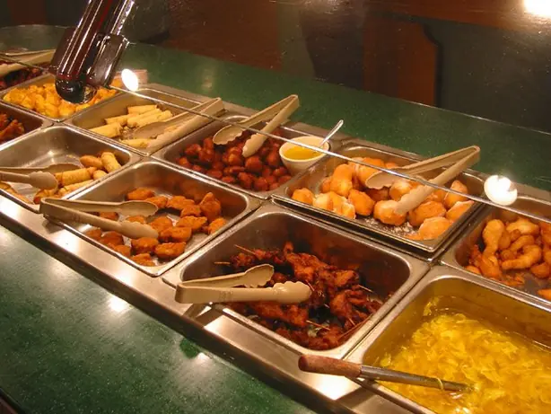 Chinese buffet2 – Foto: Unbekannt (CC BY-SA 3.0)