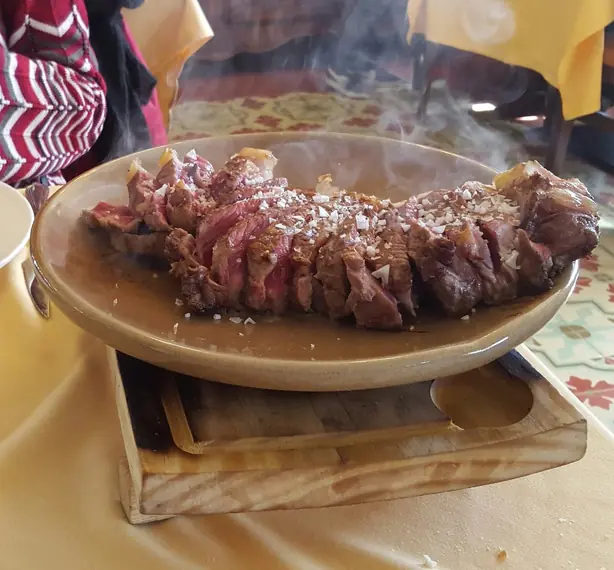 Foto von Original Chuletón de Ávila – fertig angerichtet