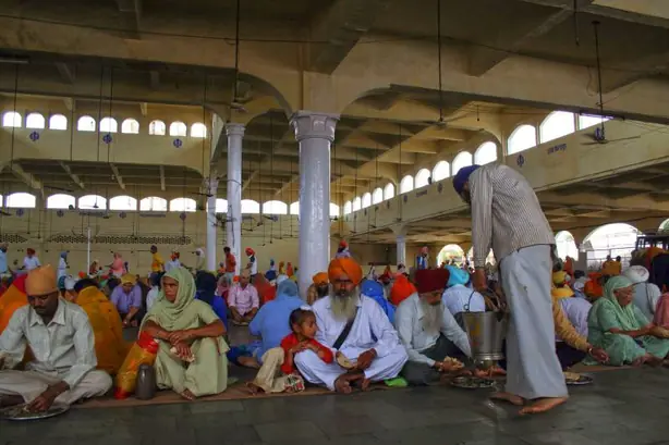 Foto von Indische Langar Wali Dal – fertig angerichtet