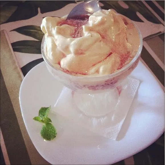 Foto von Brasilianische Creme de Papaya – fertig angerichtet