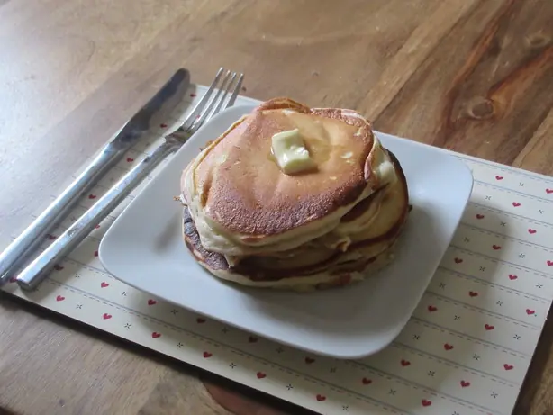 Foto von Walisische Crempog Pfannkuchen – fertig angerichtet