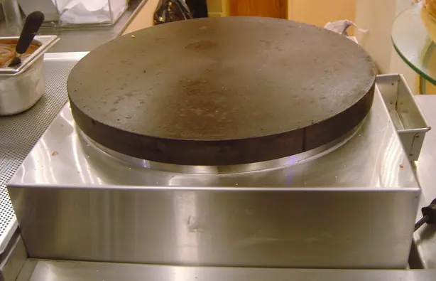 Foto von Bretonische Galettes klassisch – fertig angerichtet