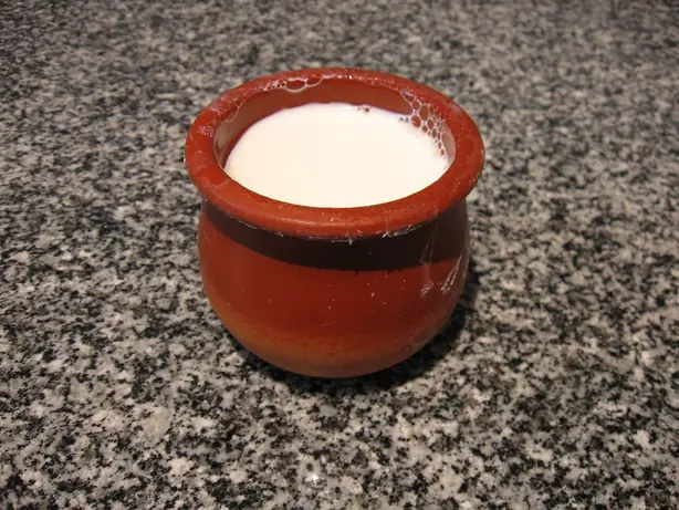 Foto von Klassische spanische Cuajada – fertig angerichtet