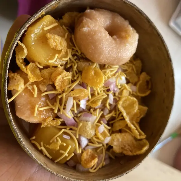 Foto von Odisches Dahibara Aloodum Klassisch – fertig angerichtet