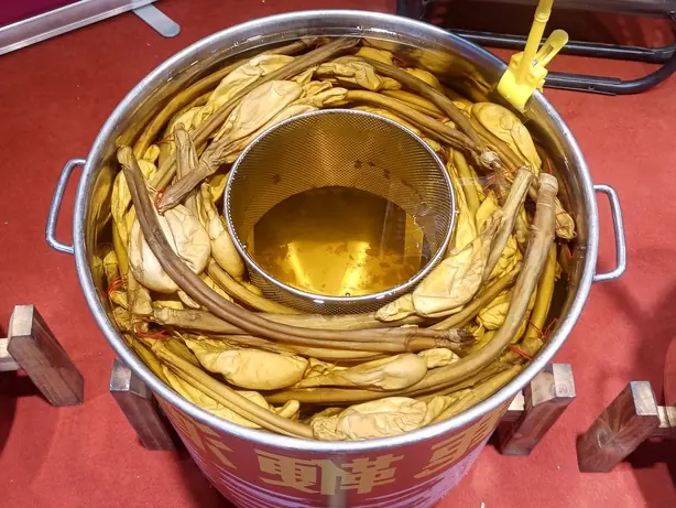 Foto von Malaysische Sup Torpedo Klassisch – fertig angerichtet