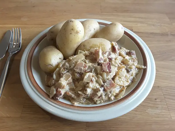 Foto von Nordhessisches Duckefett klassisch – fertig angerichtet