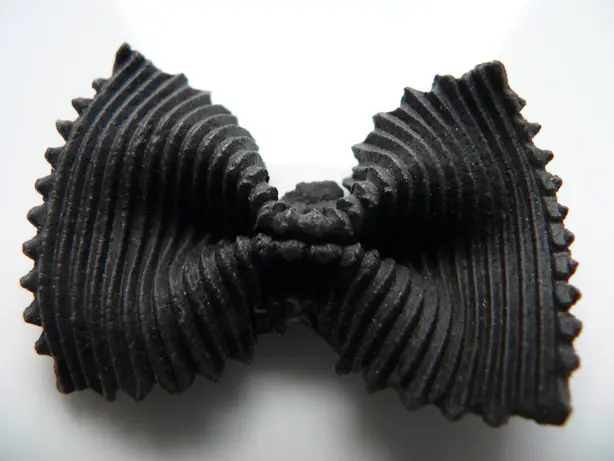 Foto von Italienische Farfalle handgemacht – fertig angerichtet