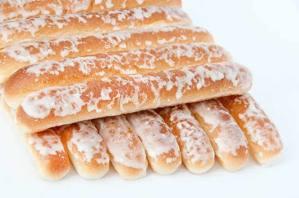 Foto von Valencianische Fartóns klassisch – fertig angerichtet