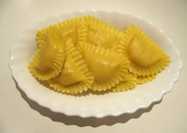 Foto von Apulische Panzerotti klassisch – fertig angerichtet