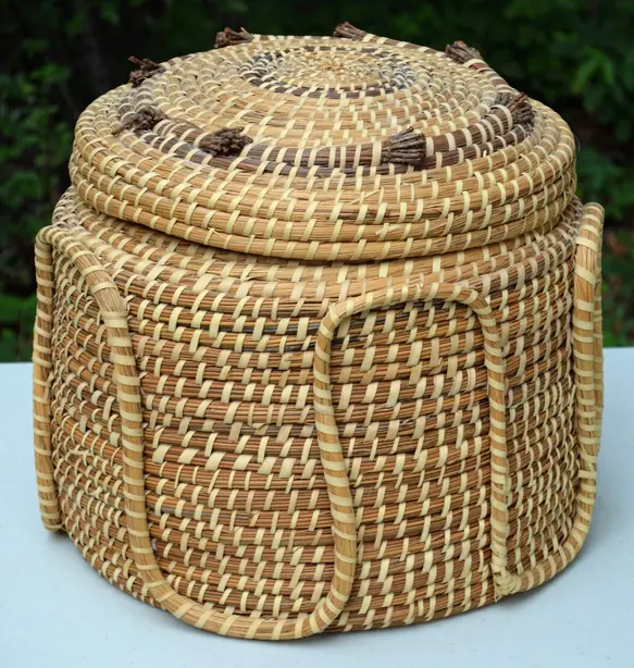 Foto von Klassischer Charleston Red Rice – fertig angerichtet