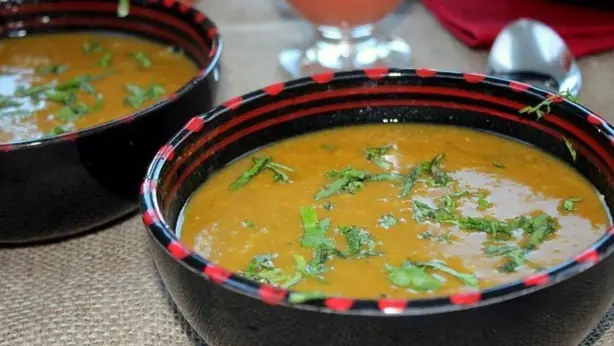 Foto von Marokkanische Harira Suppe klassisch – fertig angerichtet