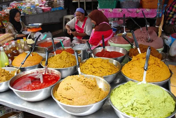 Foto von Thailändische Rote Currypaste – fertig angerichtet