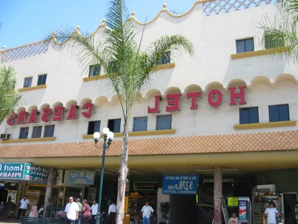 Foto von Caesar Salad Cardini Klassisch – fertig angerichtet