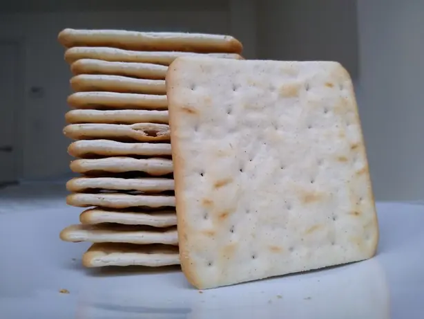 Foto von Irische Cream Crackers klassisch – fertig angerichtet