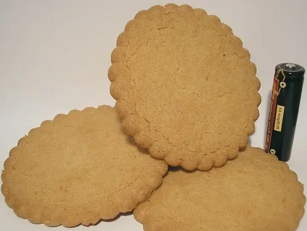 Foto von Niederländische Jodenkoek Klassisch – fertig angerichtet