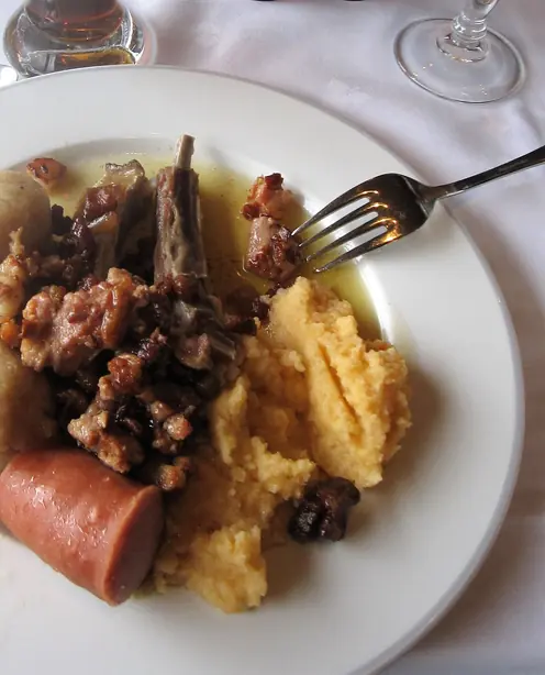 Foto von Holsteiner Rübenmus klassisch – fertig angerichtet