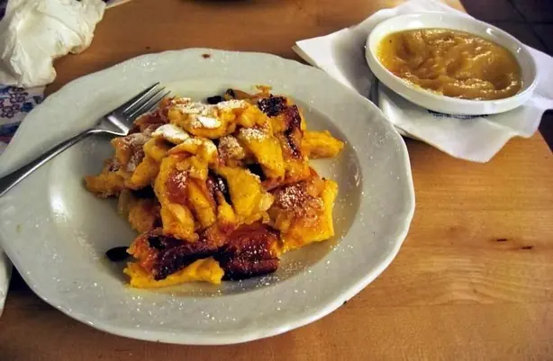 Foto von Kaiserschmarrn – fertig angerichtet