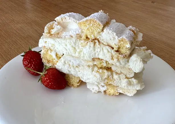 Foto von Wiener Kardinalschnitte klassisch – fertig angerichtet