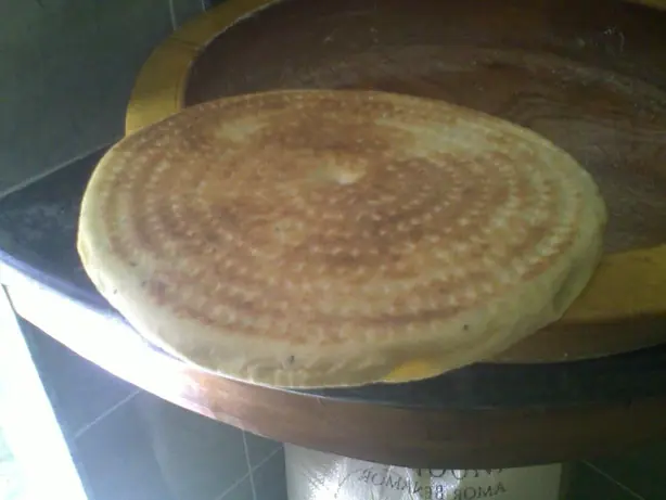 Kesra 2 – Foto: Credits to Reda Kerbush / Wiki (CC BY-SA 2.0)