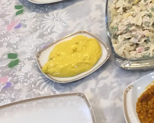 Foto von Persisches Khoresht-e Mast klassisch – fertig angerichtet