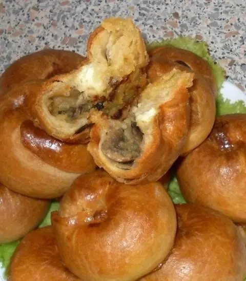Foto von Jüdische Kartoffel-Knishes New York Style – fertig angerichtet