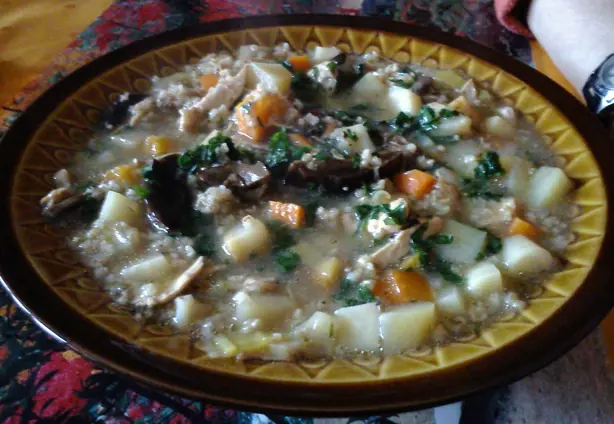 Foto von Polnische Graupensuppe Krupnik – fertig angerichtet