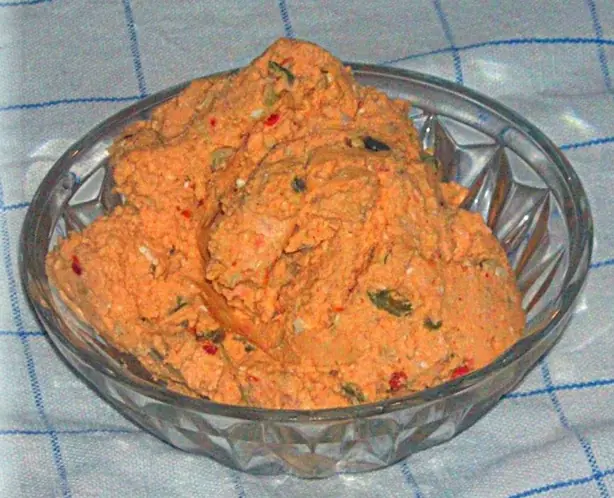 Foto von Klassischer Österreichischer Liptauer – fertig angerichtet