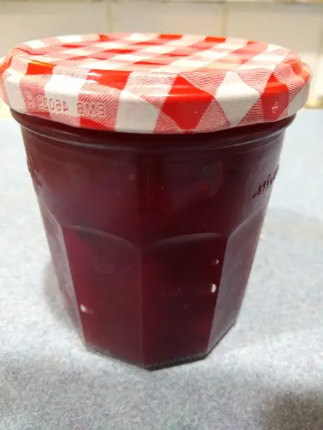 Making cranberry sauce - in the jar – Foto: Mary Mark Ockerbloom (CC BY-SA 4.0)