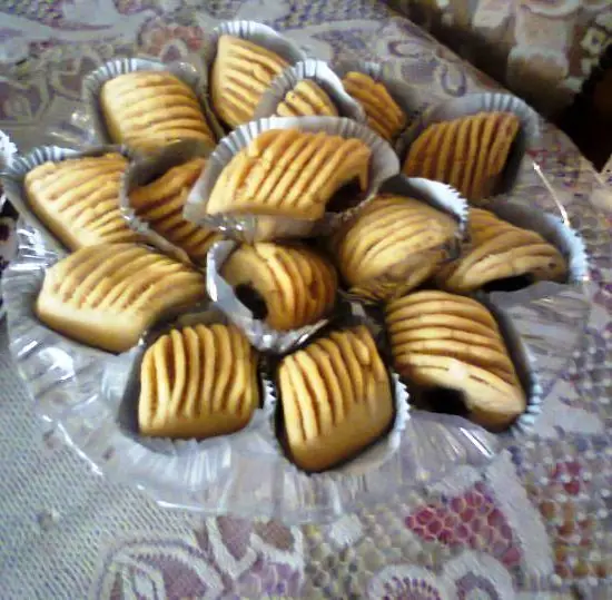 Makrout dgig ,mekrout a base de farine – Foto: Algeriaforever (CC BY-SA 3.0)