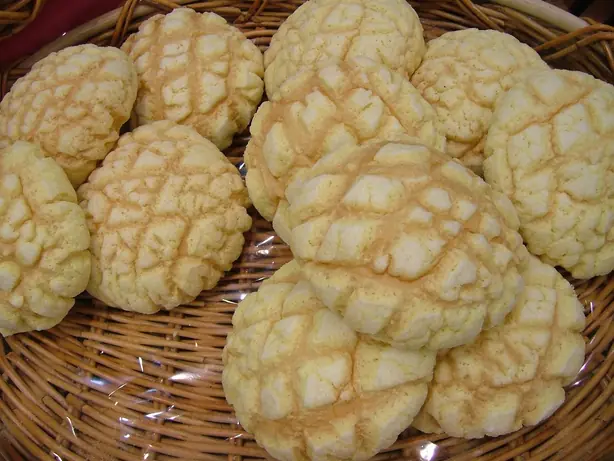 Foto von Klassisches Japanisches Melonpan – fertig angerichtet