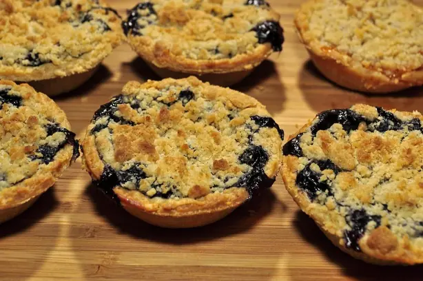 Foto von Amerikanischer Heidelbeerkuchen – fertig angerichtet