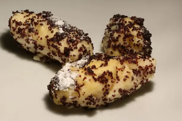 Foto von Klassische Österreichische Mohnnudeln – fertig angerichtet