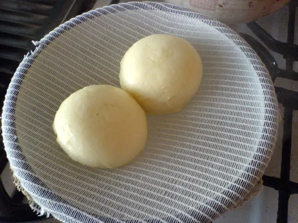 Foto von Polnische Dampfnudeln Pampuchy – fertig angerichtet