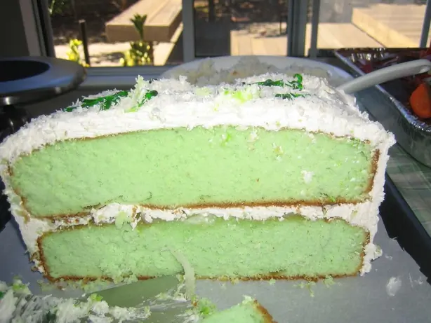 Foto von Philippinischer Buko Pandan Kuchen – fertig angerichtet