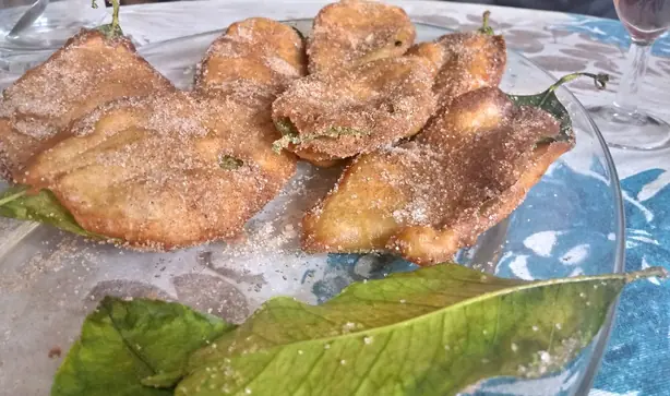 Foto von Murcianische Paparajotes klassisch – fertig angerichtet