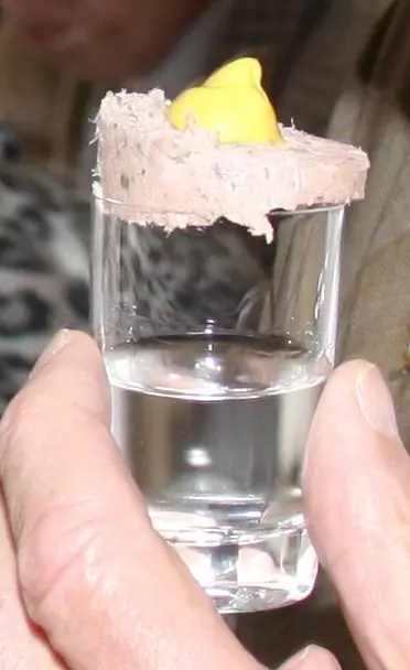 Foto von Ostpreußischer Pillkaller Machandel – fertig angerichtet