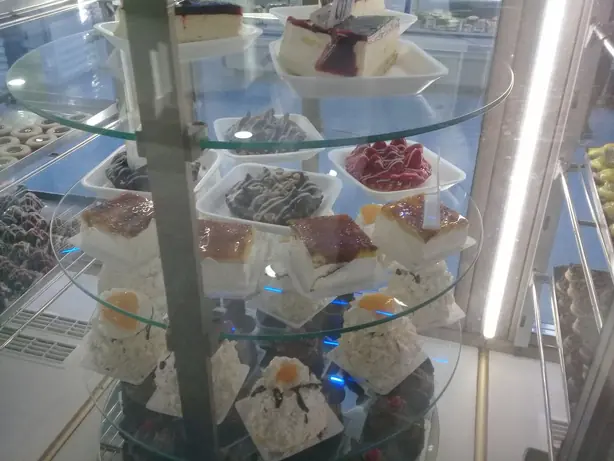 Foto von Uruguayische Chajá Torte – fertig angerichtet