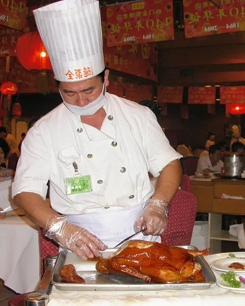 Foto von Klassische Chinesische Pekingente – fertig angerichtet