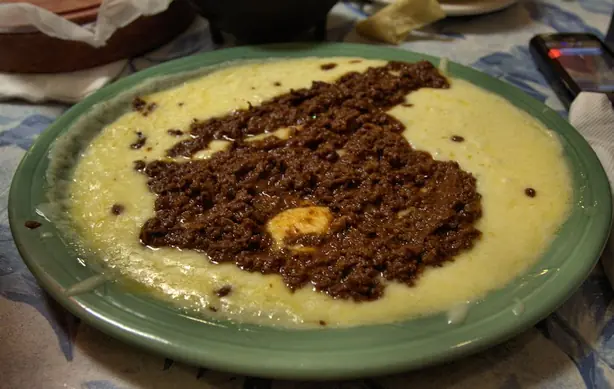 Foto von Mexikanischer Queso Flameado – fertig angerichtet