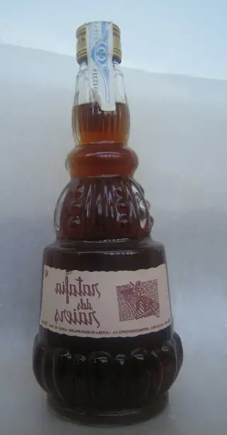 Foto von Katalanischer Ratafia Likör – fertig angerichtet