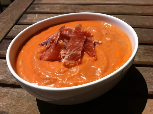 Foto von Spanische Salmorejo aus Córdoba (2) – fertig angerichtet