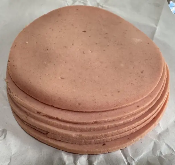 Foto von Australische Gebratene Devon Wurst – fertig angerichtet