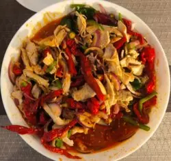 Foto von Authentische Sichuan Mala-Sauce – Das betäubend-scharfe Original aus Chongqing – fertig angerichtet