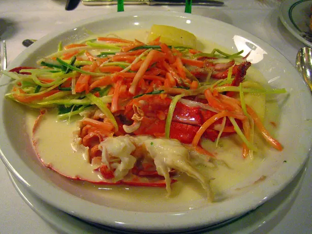 Foto von Gentse Waterzooi – fertig angerichtet