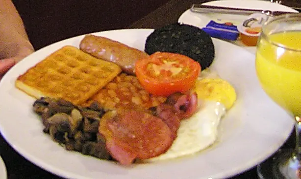 Foto von Hausgemachte Kartoffelwaffeln (Potato Waffles) – fertig angerichtet