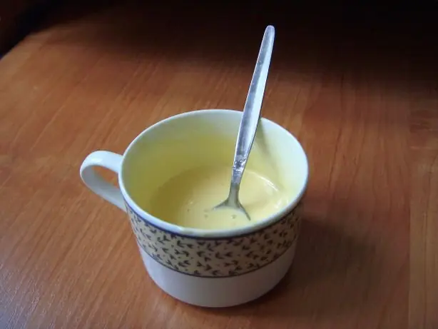 Foto von Kogel Mogel - Der cremige Kindheitsklassiker aus Osteuropa – fertig angerichtet