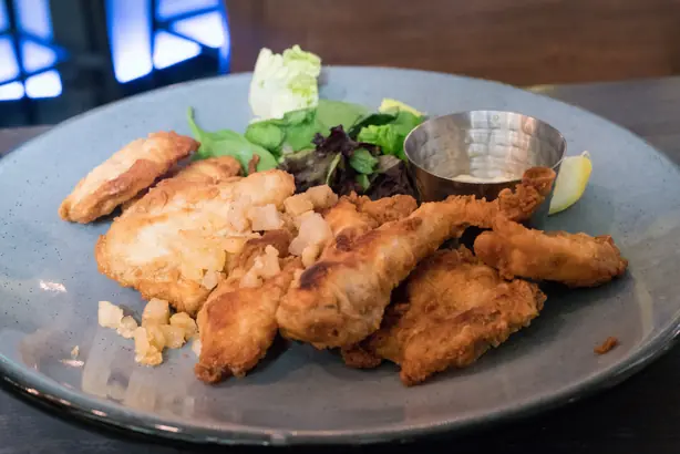 Foto von Kokotxas in Grüner Sauce (Salsa Verde) – Der baskische Klassiker – fertig angerichtet