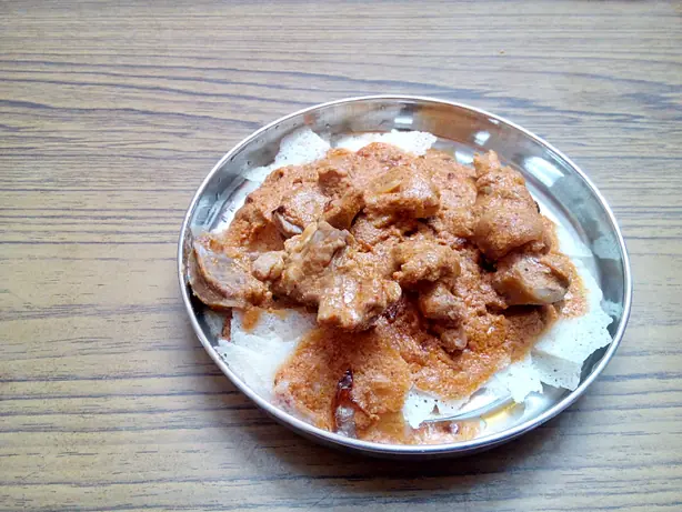 Foto von Kori Rotti – Der feurige Klassiker aus Mangalore – fertig angerichtet