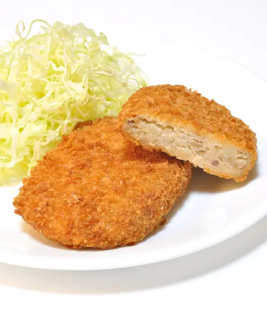 Foto von Korokke (Japanische Kartoffelkroketten) – fertig angerichtet